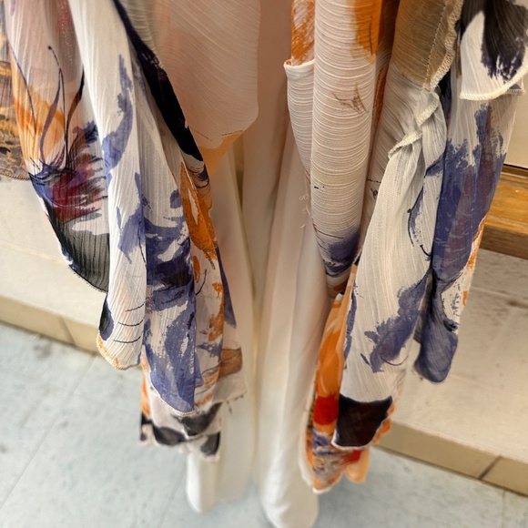 BCBGeneration Floral Maxi Summer Dress Size 2 White Orange - Picture 9 of 15